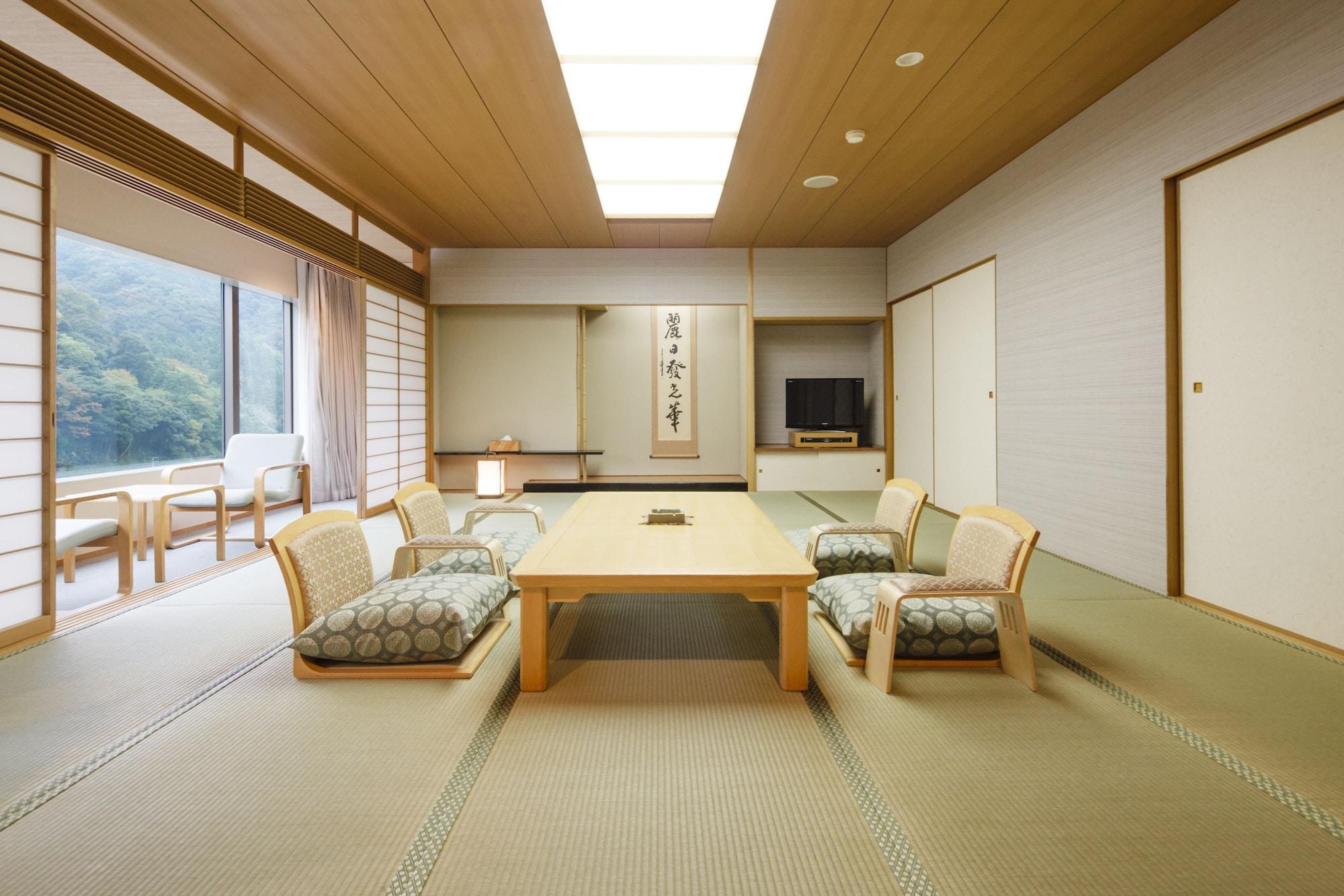 Yumoto Fujiya 4*